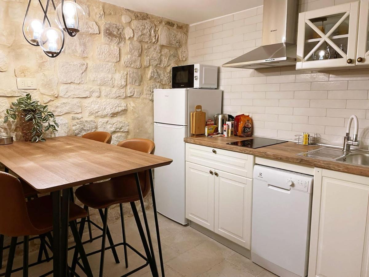 Dimora Picco Bello Trogir Exterior foto